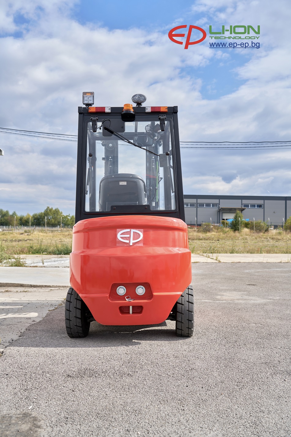 EFL252X3 с полукабина